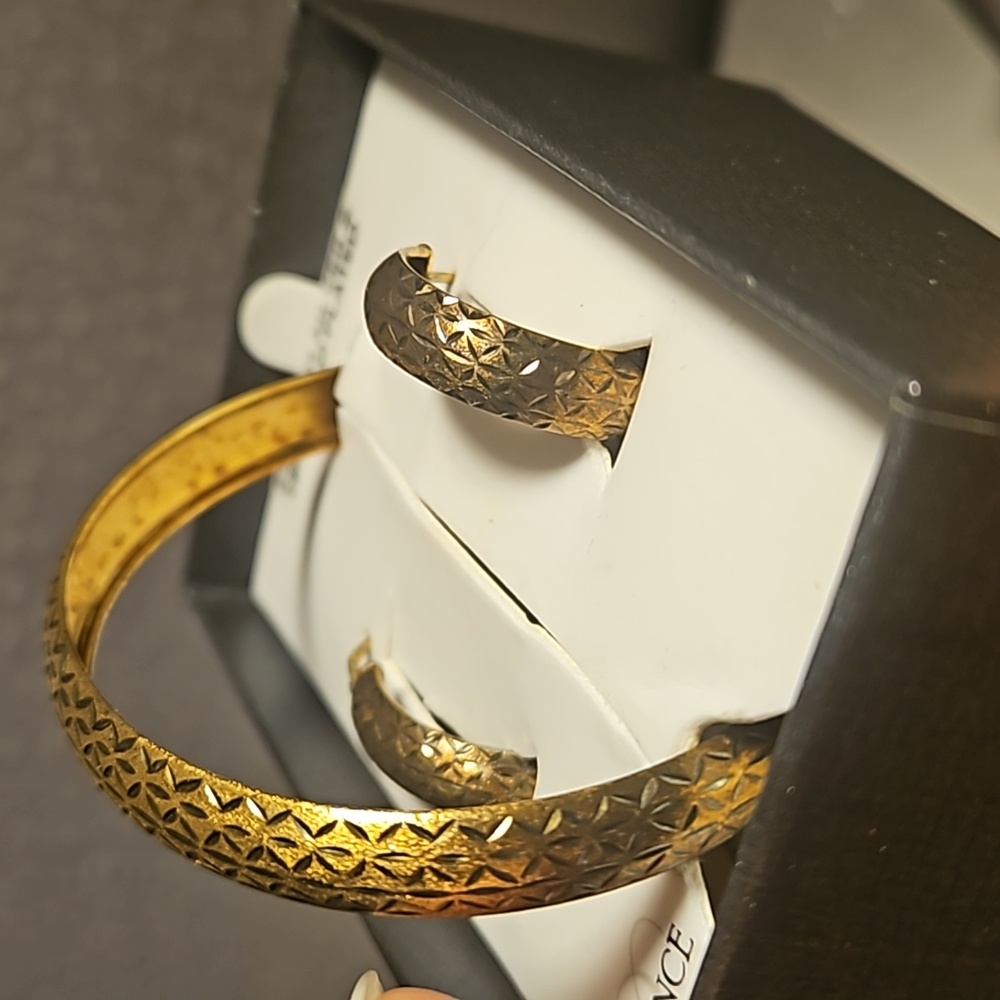 572 NWT Brilliance Fine Jewelry set - Picture 2 of 3